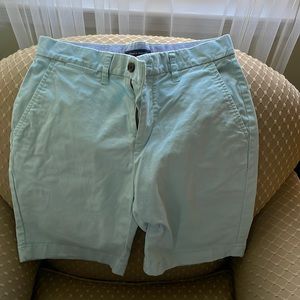 Mens khaki shorts, light blue size 30
